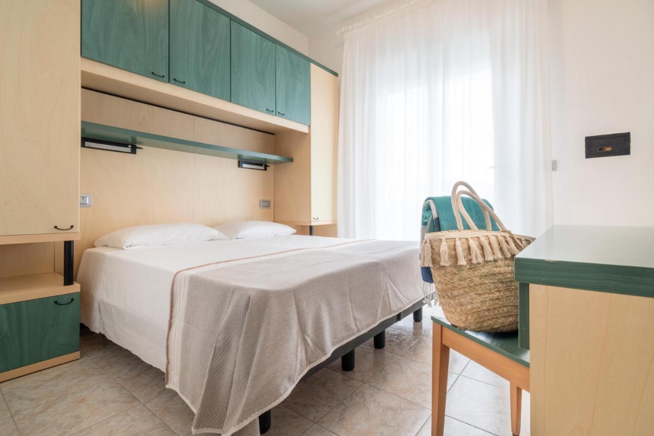 Hotel Ettoral Лідо-ді-Єзоло Екстер'єр фото