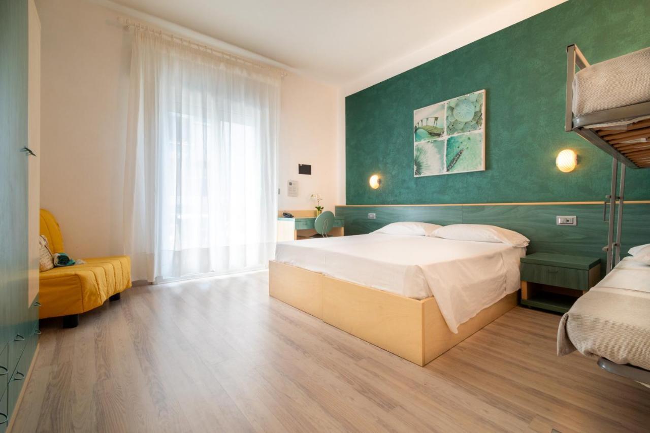 Hotel Ettoral Лідо-ді-Єзоло Екстер'єр фото