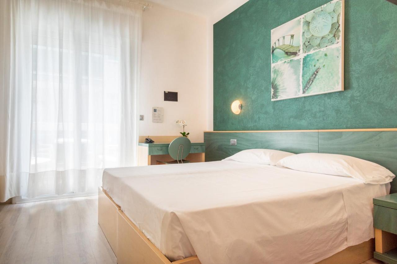 Hotel Ettoral Лідо-ді-Єзоло Екстер'єр фото